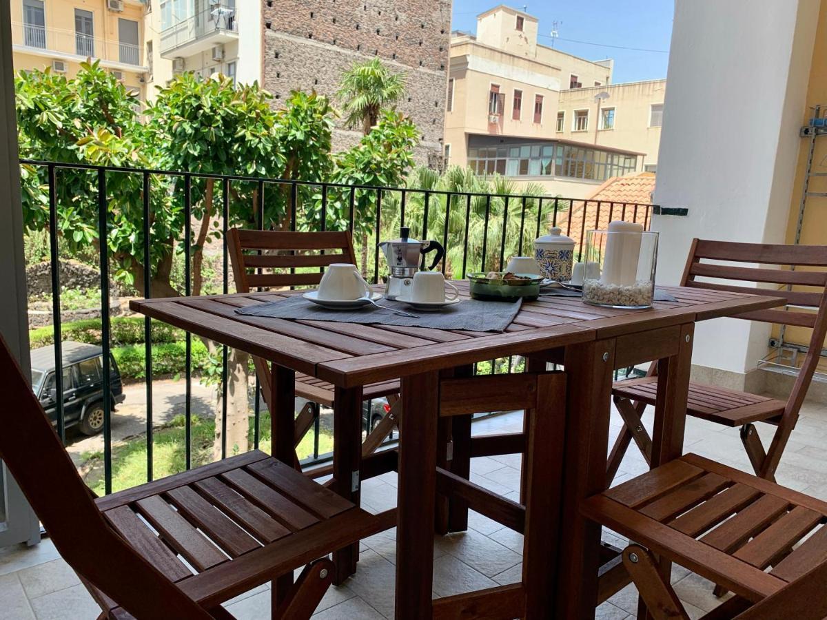Apartamento Vittorio Emanuele House CTA Exterior foto